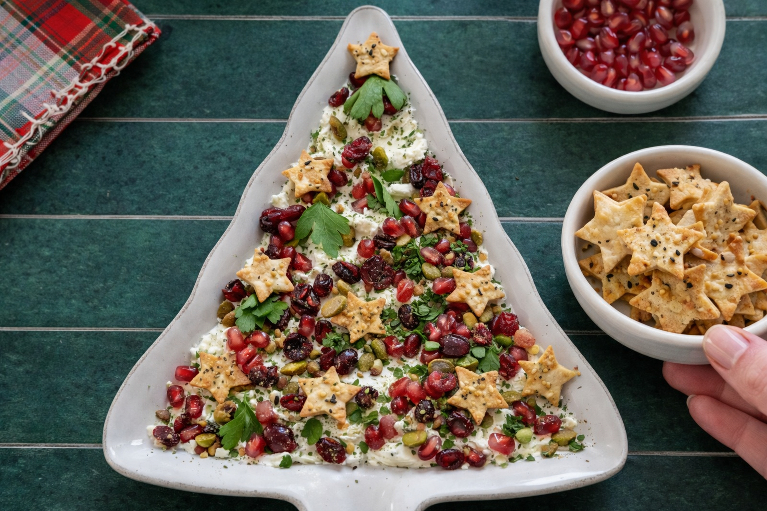 Lavash Star Crackers & Festive Dip